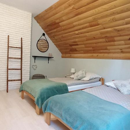 Zacisze Drwala Guest House Lutowiska Room photo